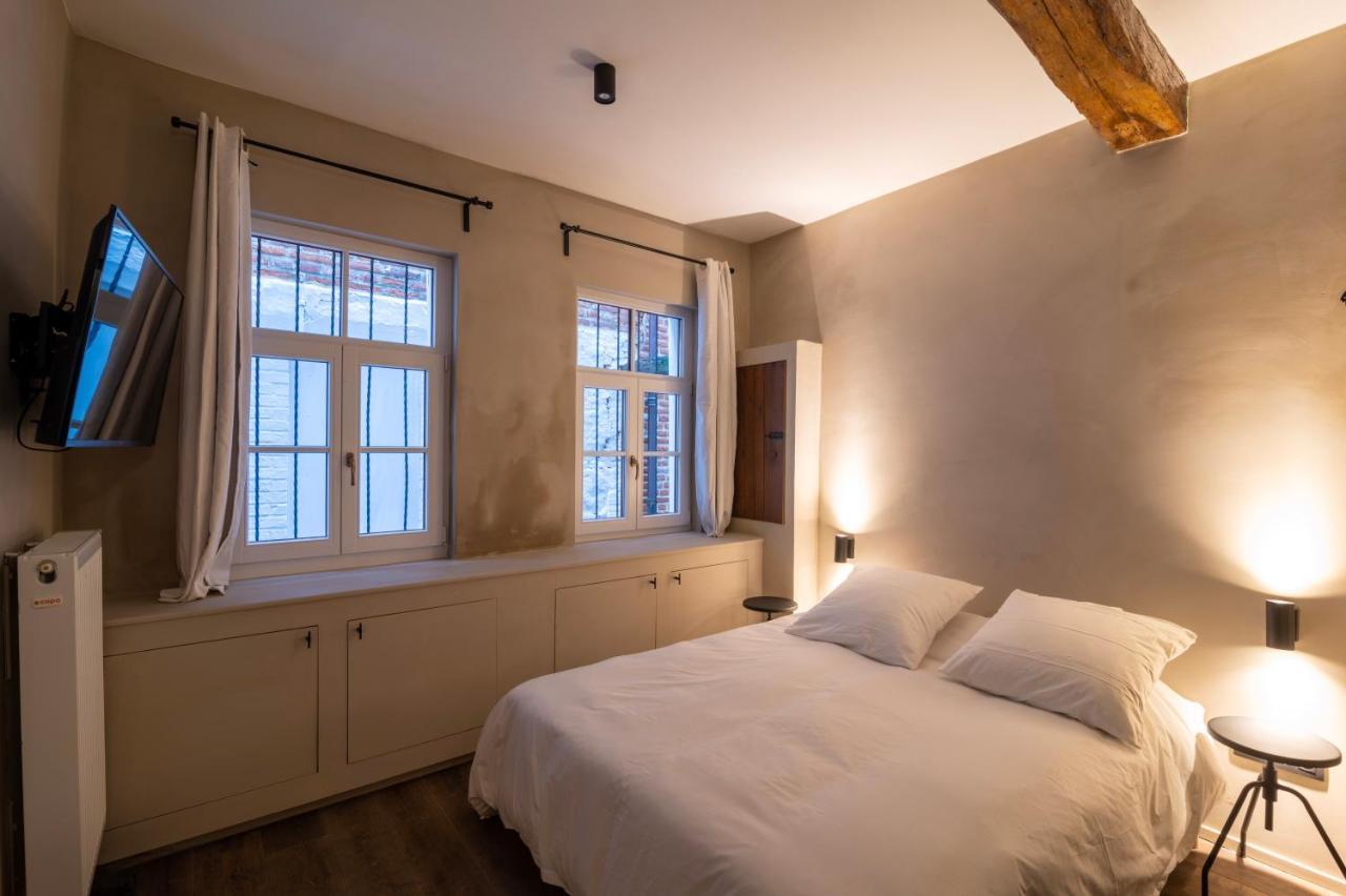 Private En-Suite Room In The Heart Of Le Sablon Брюксел Екстериор снимка